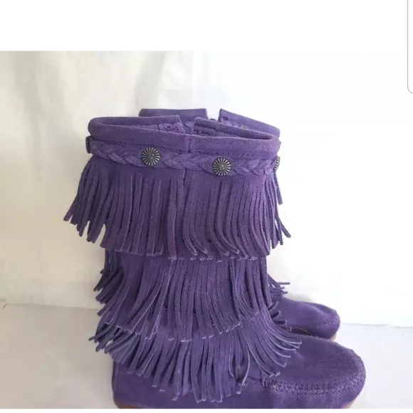 Minnetonka Girls Purple Three-Layered Fringe Boots Moccasins Youth 3