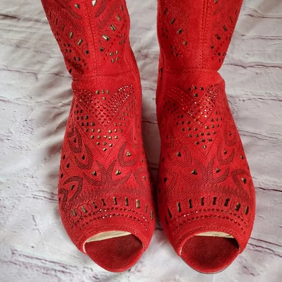 Miss Martani Red Open Toe Calf-High Intricate Cutouts Side Zip Size 6.5