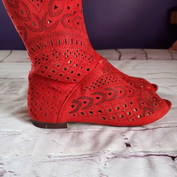 Miss Martani Red Open Toe Calf-High Intricate Cutouts Side Zip Size 6.5