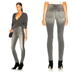 MOTHER DENIM High Waisted Looker in Miss Moody 2 Shoes Racer 26
