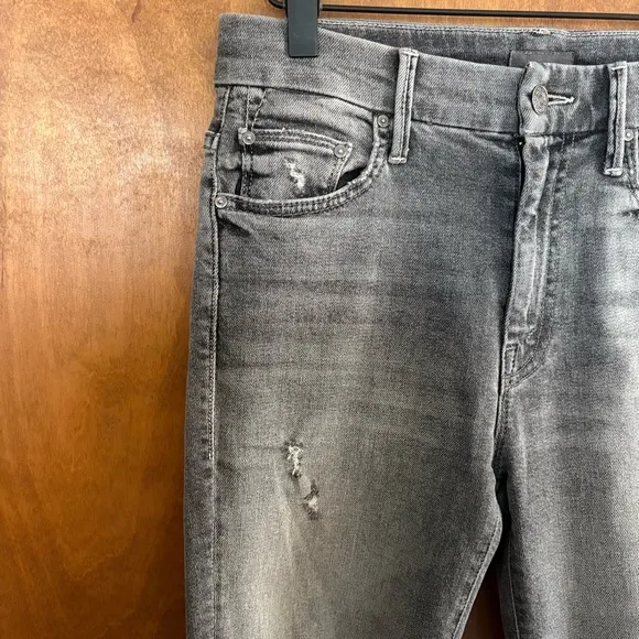 Mother High Waisted Looker Ankle Chew Jeans Scene Of The Crime Gray Distressed