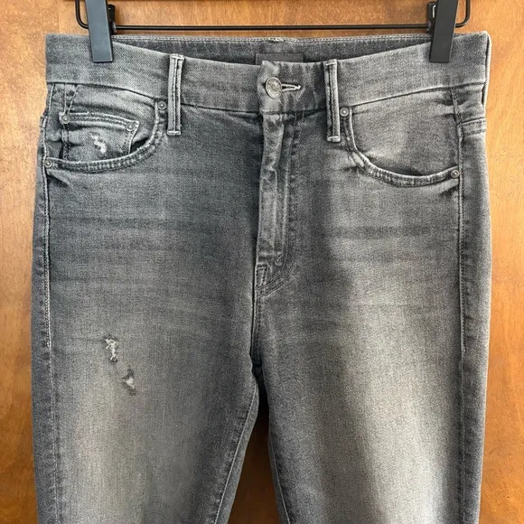 Mother High Waisted Looker Ankle Chew Jeans Scene Of The Crime Gray Distressed