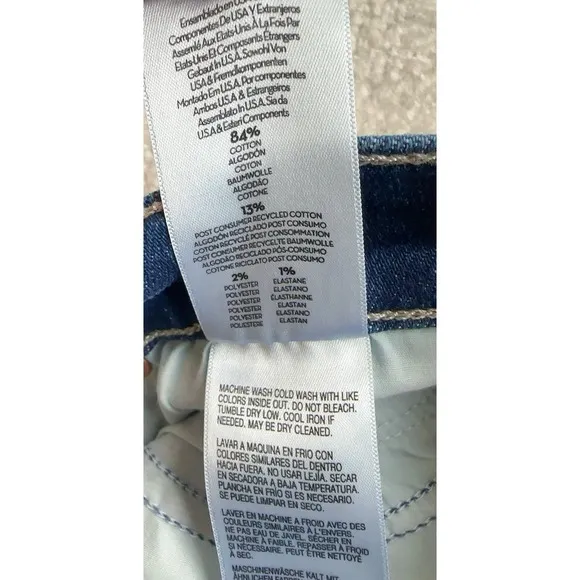 MOTHER Jeans The Mid Rise Rider Flood Size 24 Blue ($248)