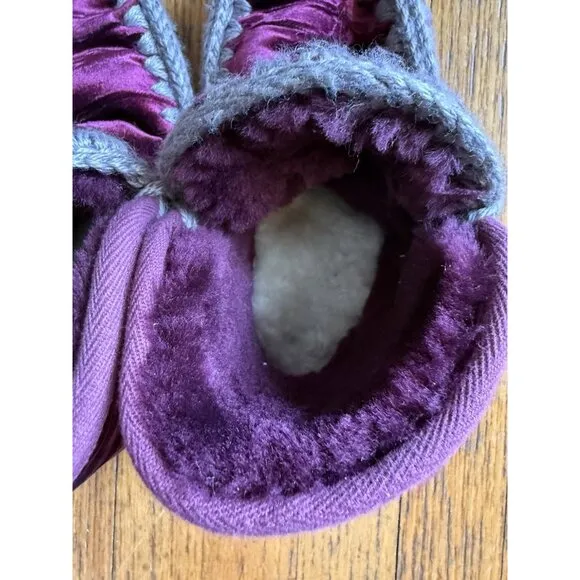 MOU $345 Eskimo overstitching Boots in Maroon Velvet Size 38 / 7.5