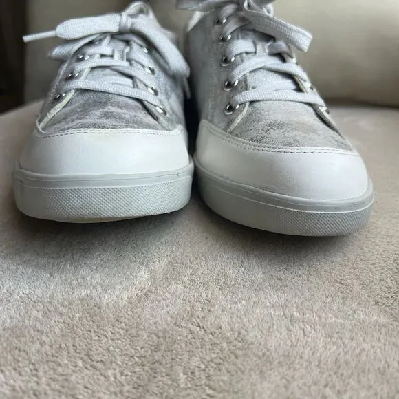 Munro Gabbie White Silver Metallic Printed Leather Sneakers Women 9.5 M Side Zip