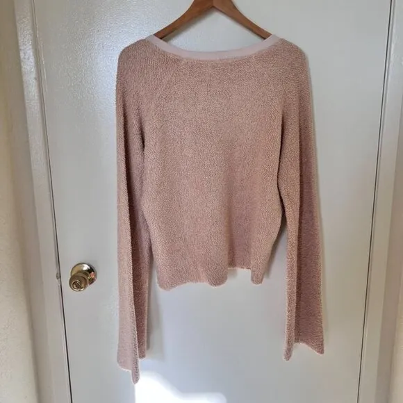 Nation LTD Cream Fuzzy Raw Hem Flared Sleeve Sweater S​​