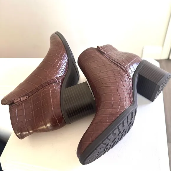 Naturalizer Lailah Brown Croco Ankle‎ Booties- Sz 9.5 New