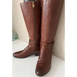 Naturalizer Reid brown leather riding boot. Size 8.5.