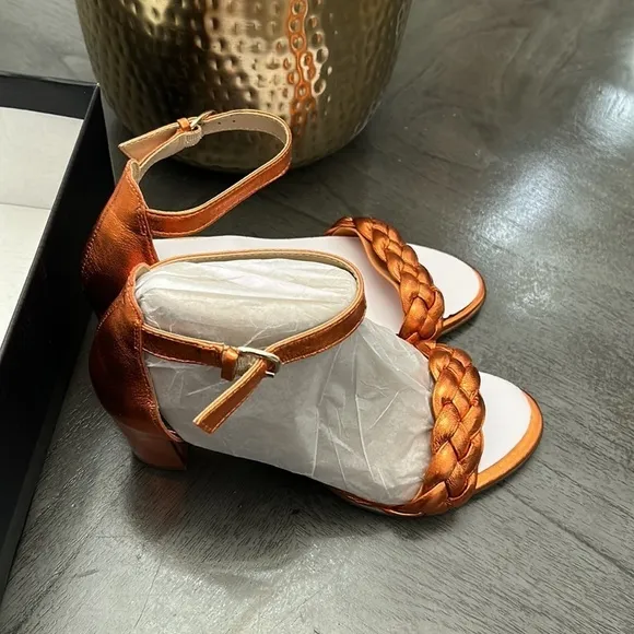 Naturalizer Vera Woven Pottery Leather