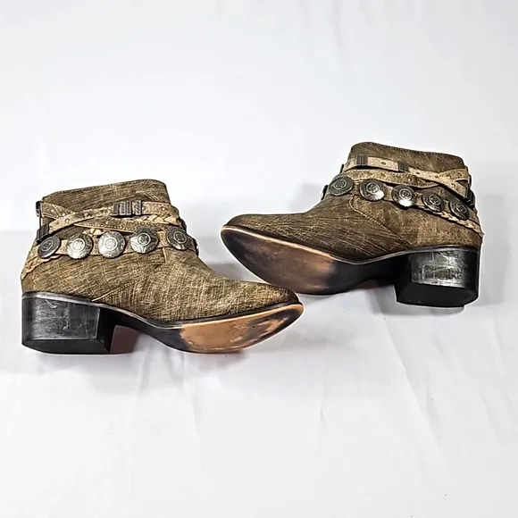 Naughty Monkey Womens Star Studded Strappy Gray Booties Size 9