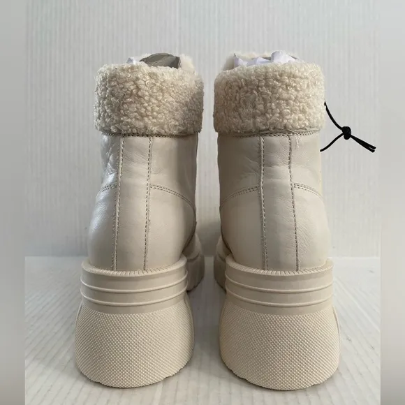 New Aldo MarniLace-up boot - Lug sole waterproof size 8