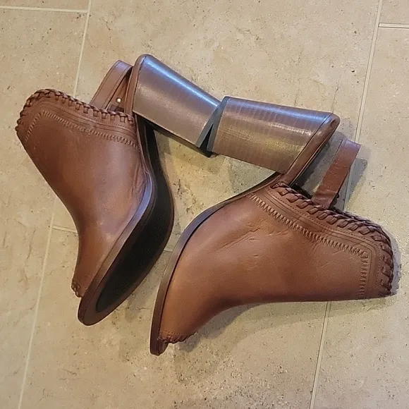 NEW! ARIAT Two24 Sundance Cognac Peep Toe Leather Booties Boots 10.