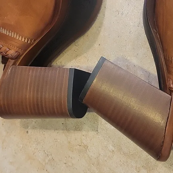 NEW! ARIAT Two24 Sundance Cognac Peep Toe Leather Booties Boots 10.