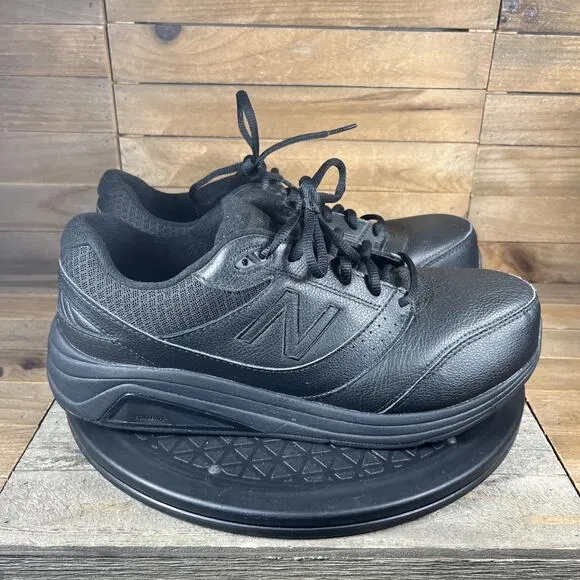 New Balance 928 V2 Womens Size 9.5 2E WIDE Black Lace Up Running Sneaker Shoes