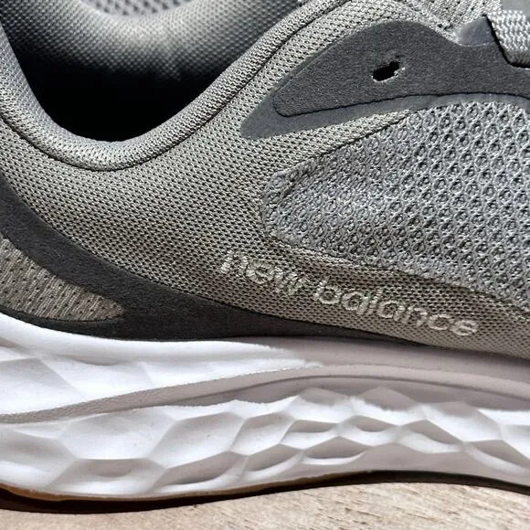 New Balance Mens Fresh Foam Arishi v4 Gray Running Shoe Size 10 Wide New MARISEG