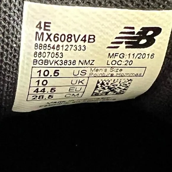 New Balance men’s wide 4E black training sneakers shoes MX608V48
