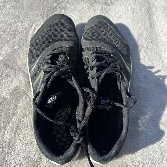 New Balance Minimus Men's Size 9 2E Wide Running Shoes Black MX20