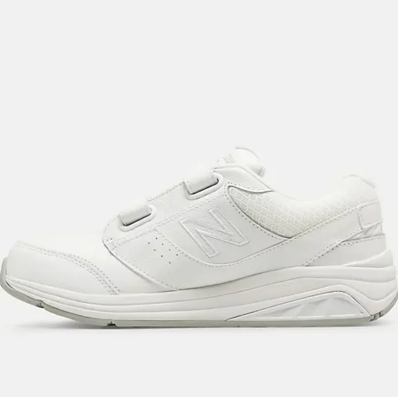 New balance Shoes 928V3 Women'sHook and Loop Leather Size 5 D Wide Women's