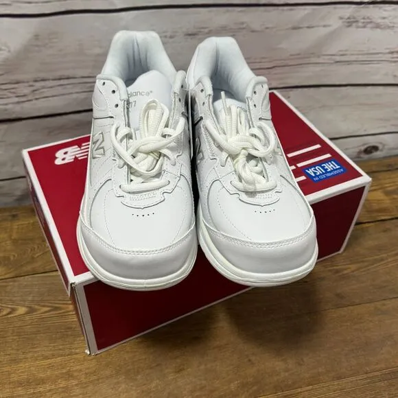 New Balance Womens 577 White Walking Shoes Sneakers 7 Wide Comfort Athletic Box