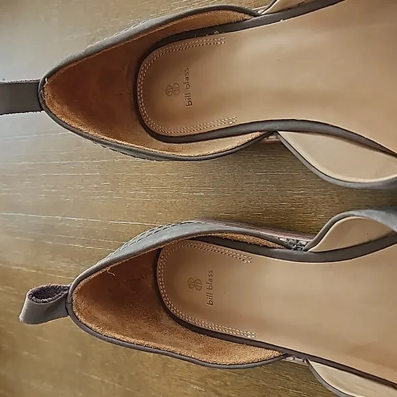 NEW BILL BLASS SYBIL SUEDE SLIP-ON SHOES