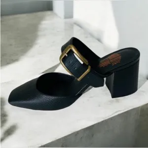 NEW! CHARLOTTE STONE NEW GINABLACK HEELS SIZE 9