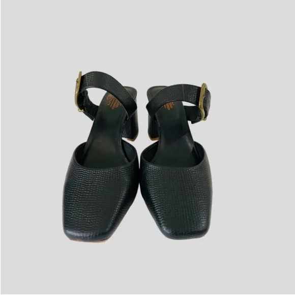 NEW! CHARLOTTE STONE NEW GINABLACK HEELS SIZE 9