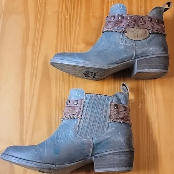New Circle G By Corral Women's Boots - Harness &amp; Stud Shortie - Green, 10