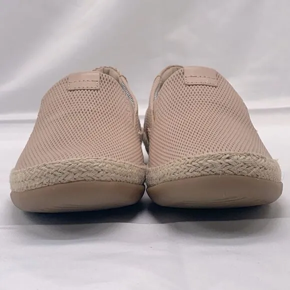 NEW Clarks Woman’s Danelly Sky Flat Blush Leather Cuir Beige Rose Size 5 Medium
