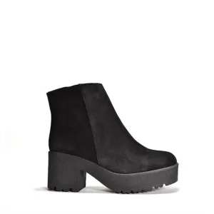 NEW CORDANI women's finley ankle boot in black suede