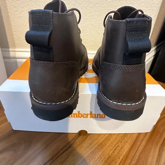 New dark brown timberland larchmont leather boots men’s Sz 7