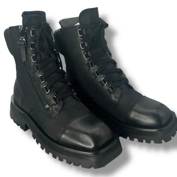 NEW DKNY Black River Boots Size 8 Rugged Look Lace up Moto Biker Chunky NWT