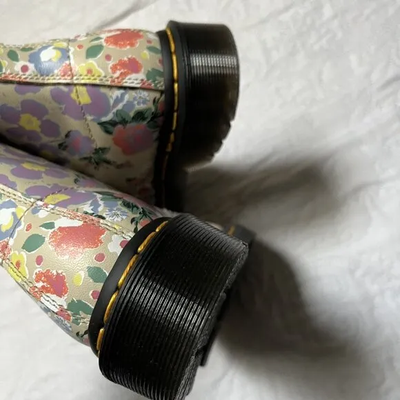 NEW Dr Martens 1460 Floral Leather Lace Up Boots Size 5