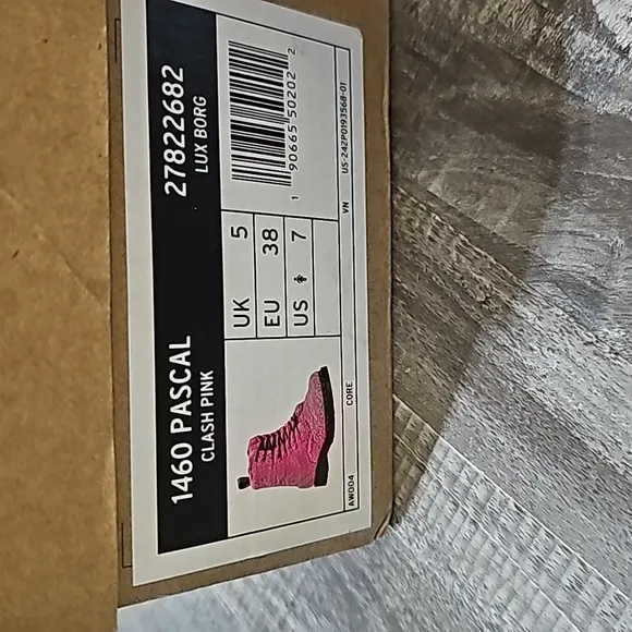 NEW Dr. Martens Boots 1460 Pascal Faux Shearling Fur Combat 7 Pink Lux Borg