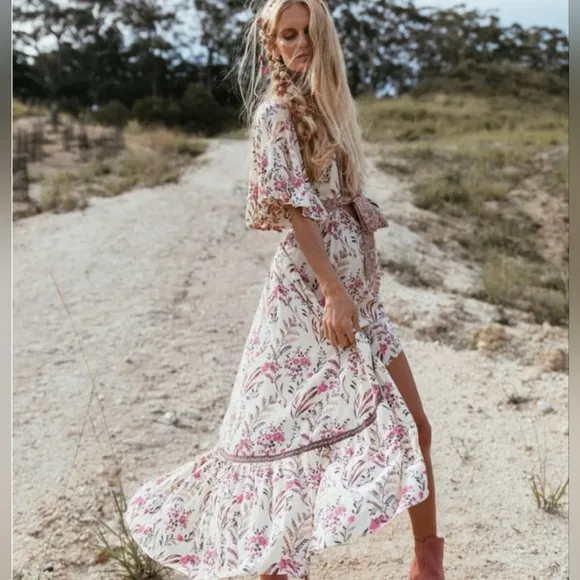 New Festival Cutout Tie Floral Maisie Bambi Dress Cream Pink Purple