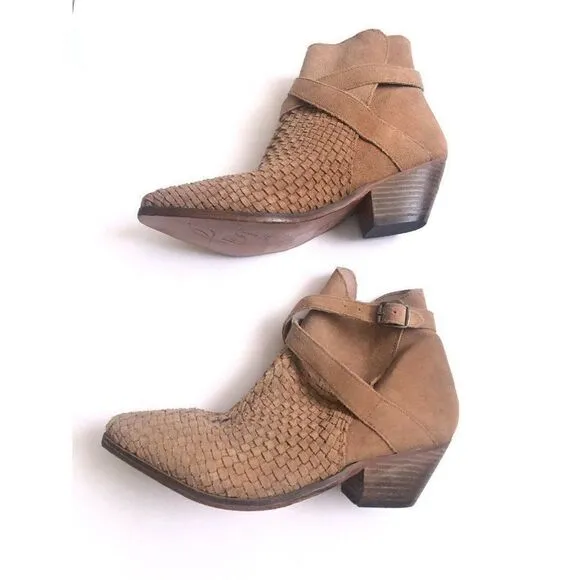 NEW FREE PEOPLE Sz 41 VENTURE SUEDE WOVEN ANKLE BOOT BOOTIE