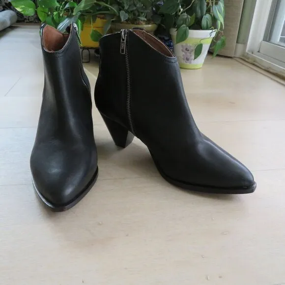 New Frye June Leather Western Bootie Black Women 10B