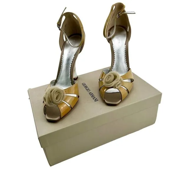 New Giorgio Armani Women US 9 Shoes Beige Patent Leather Wedge High Heel Sandals