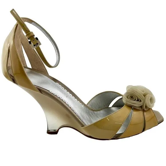 New Giorgio Armani Women US 9 Shoes Beige Patent Leather Wedge High Heel Sandals