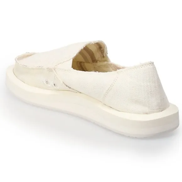 NEW IN BOX Sanuk Donna Women's Slip-On Shoes Size 11