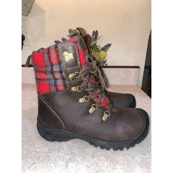 New KEEN Greta Insulated Waterproof Boots for Ladies Size 7.5