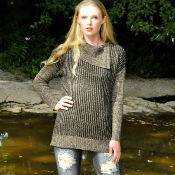 NEW M. Rena Luxury Sweater Taupe Coffee Zipper Boutique Womens Turtleneck Winter