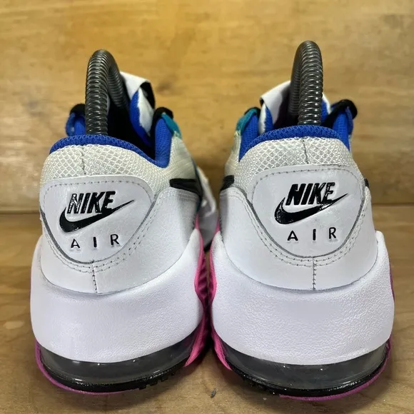 NEW Nike Air Max Excee Womens Size 7 (5.5Y) Shoes Sneakers White Royal Fuchsia