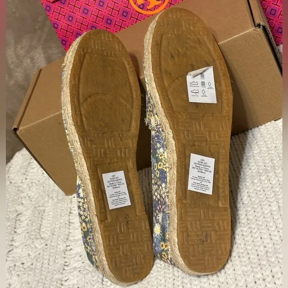 New NWT Joules shelbury 7 slip on shoe 38 espadrille floral print blue tan white