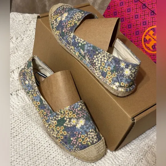New NWT Joules shelbury 7 slip on shoe 38 espadrille floral print blue tan white
