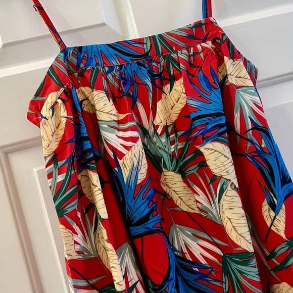 NEW! Red Floral Fully Lined Adjustable Straps Back Smocking Pocket Dress!