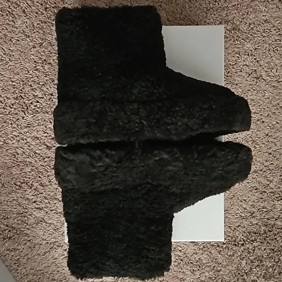 *NEW* Robert Clergerie AIDANF Faux Shearling Short Winter Boot