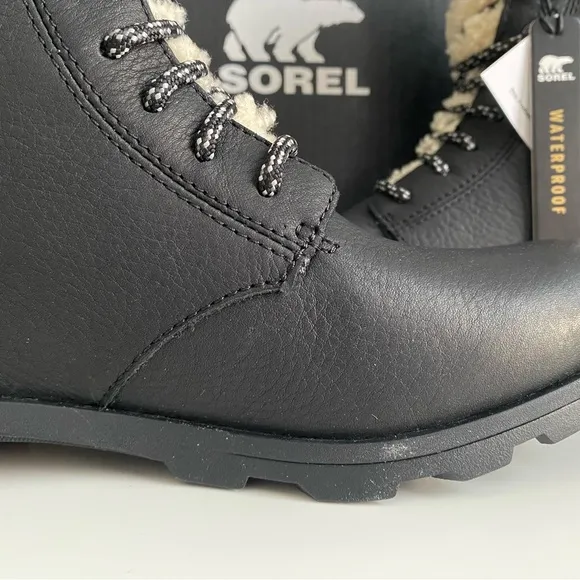 NEW Sorel Emelie Shearling Short Lace Up Cozy Black White Fur Boots Shoes Sz 6.5
