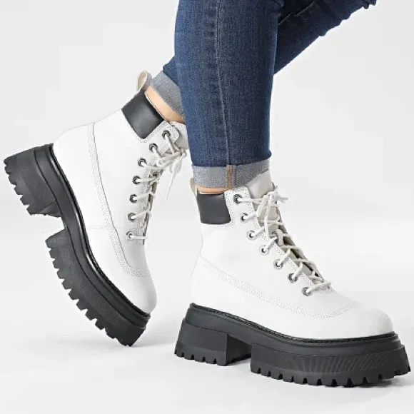 NEW Timberland Sky 6-Inch Platform Lace Up Boots White/Black NWT