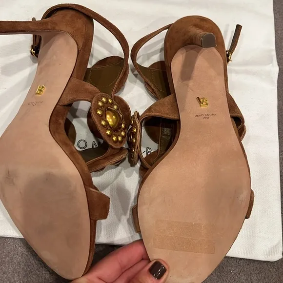 New Veronica Beard gold metal brown suede shoes sandals ankle open toes size 7