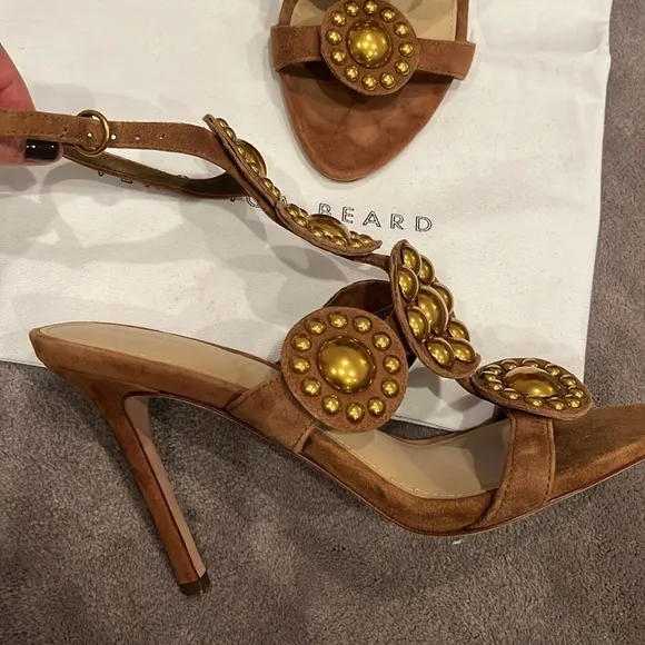 New Veronica Beard gold metal brown suede shoes sandals ankle open toes size 7